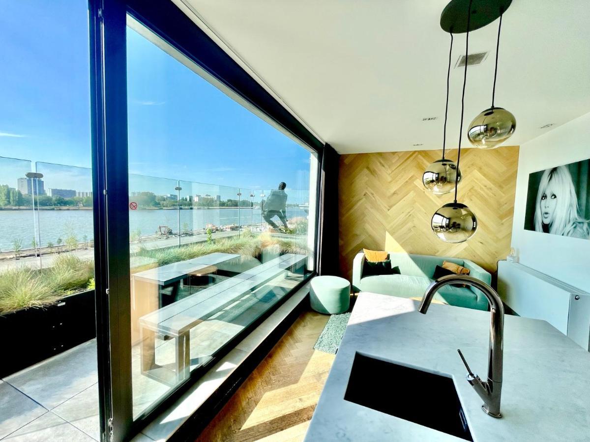 Kaai11 - Lofts & Suites With A View Антверпен Экстерьер фото